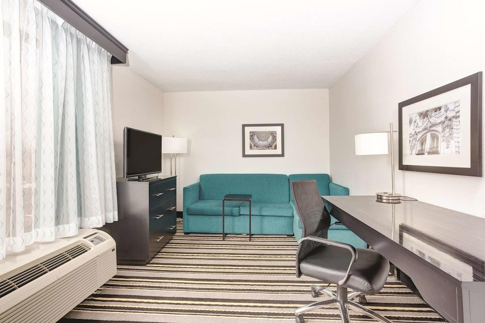 Oyo Townhouse Jackson - Ridgeland Hotel Екстериор снимка