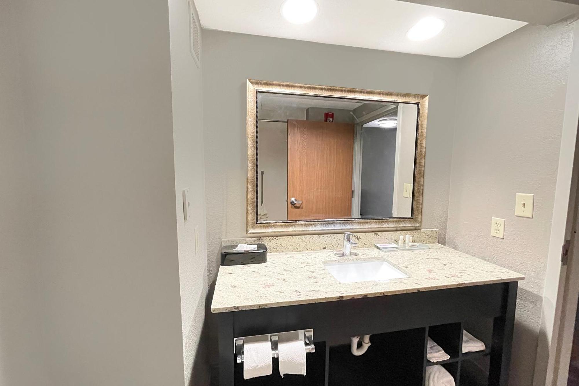 Oyo Townhouse Jackson - Ridgeland Hotel Екстериор снимка
