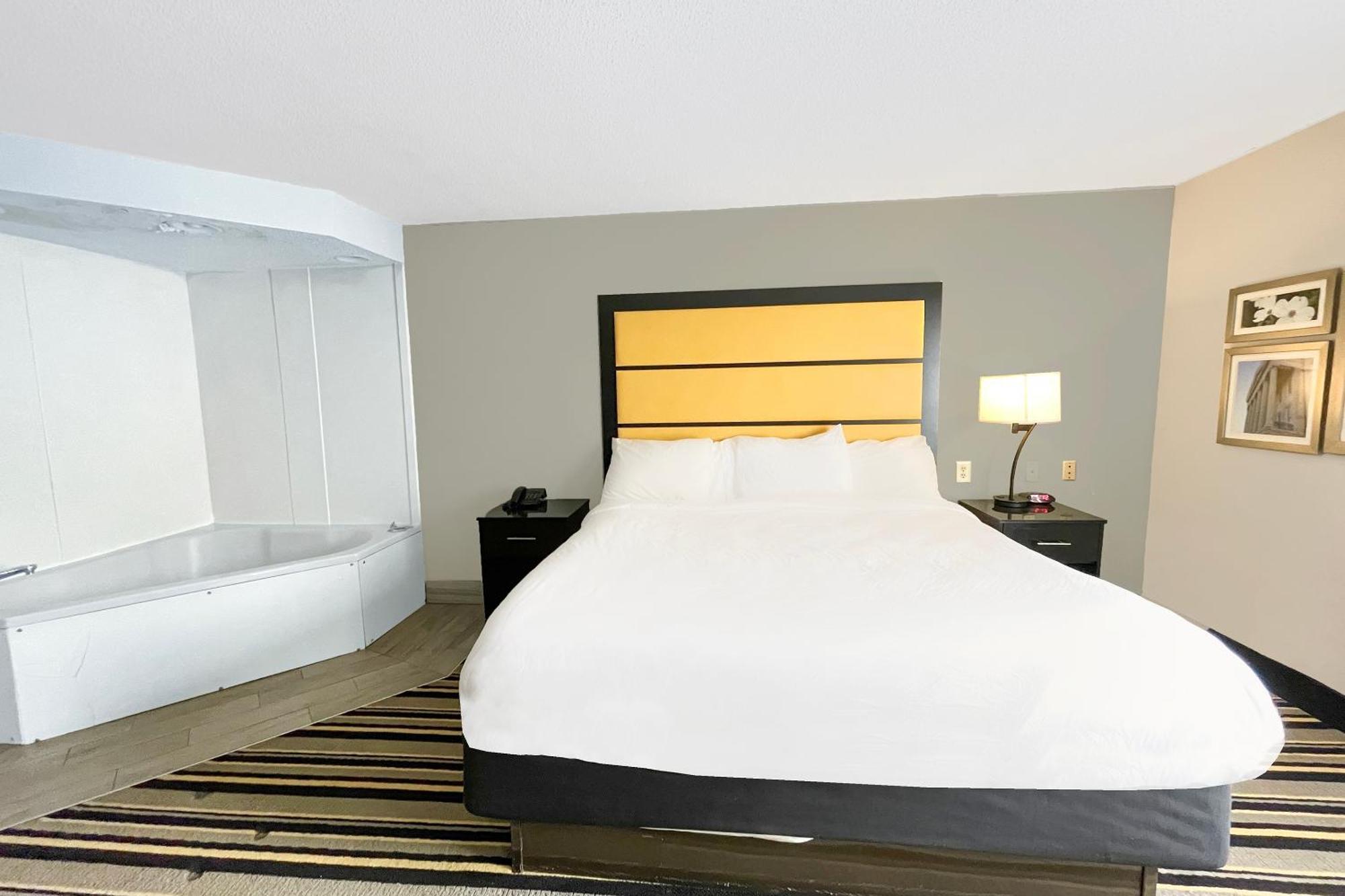 Oyo Townhouse Jackson - Ridgeland Hotel Екстериор снимка